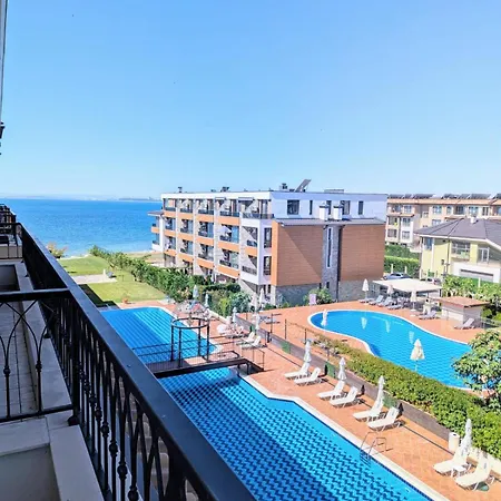 Apartahotel 2
