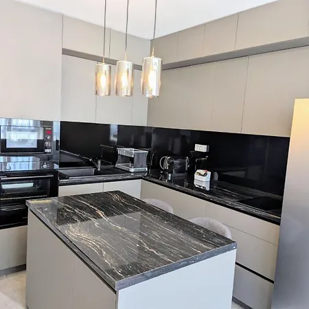 2 아파트호텔 4*