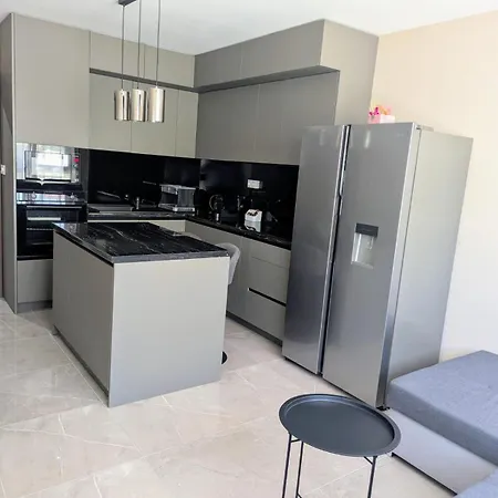 아파트호텔 2 4*