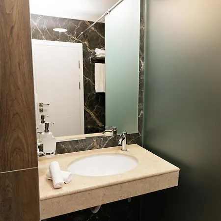 2 Lägenhetshotell