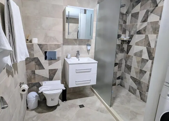 2 Hotel apartamentowy