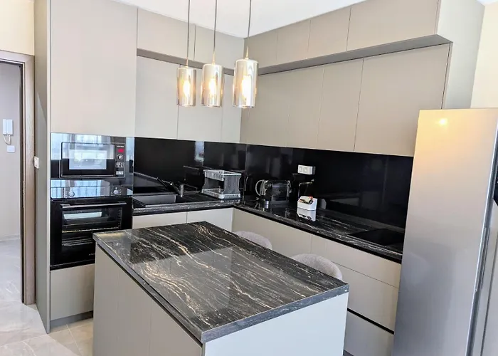 2 Hotel apartamentowy 4*