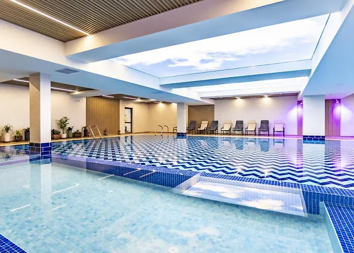 2 Hotel apartamentowy